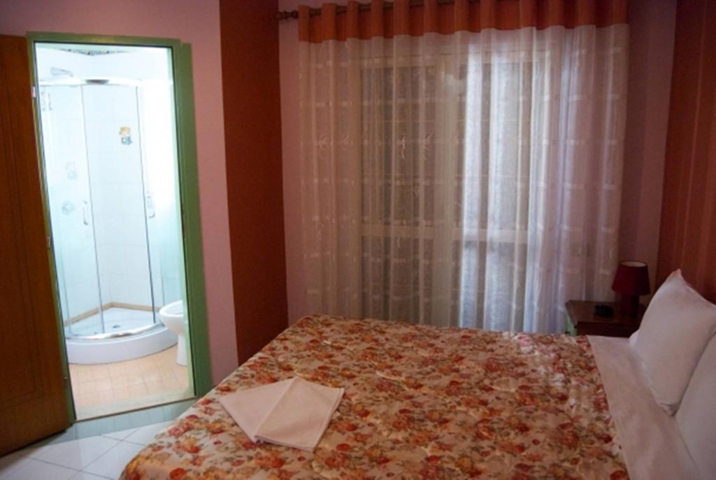 Grand Hotel Elbasan Room photo